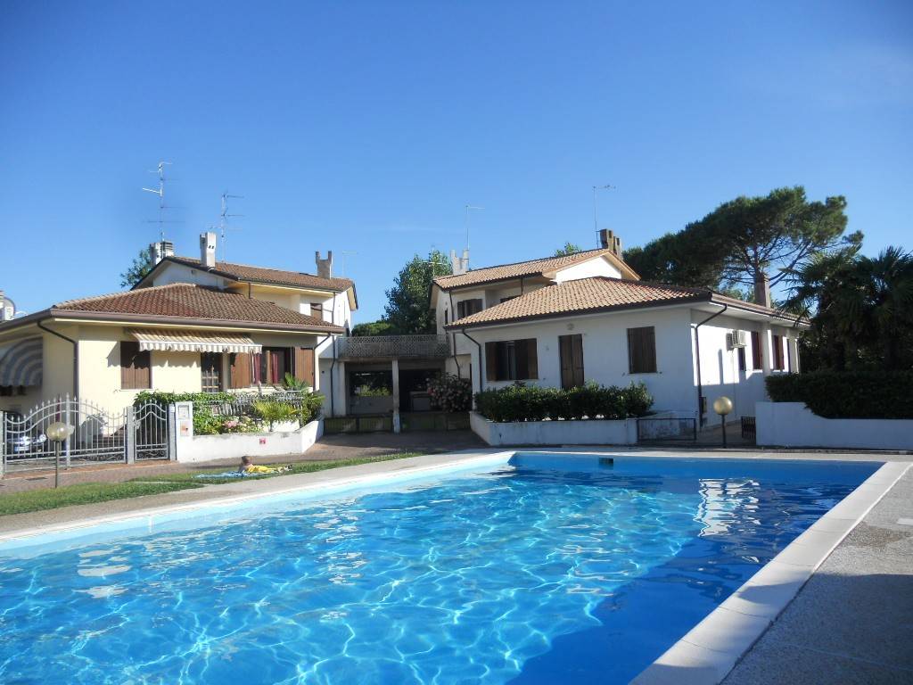 casa indipendente in vendita a Caorle in zona Duna Verde