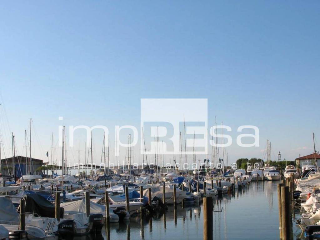 appartamento in vendita a Caorle in zona Porto Santa Margherita