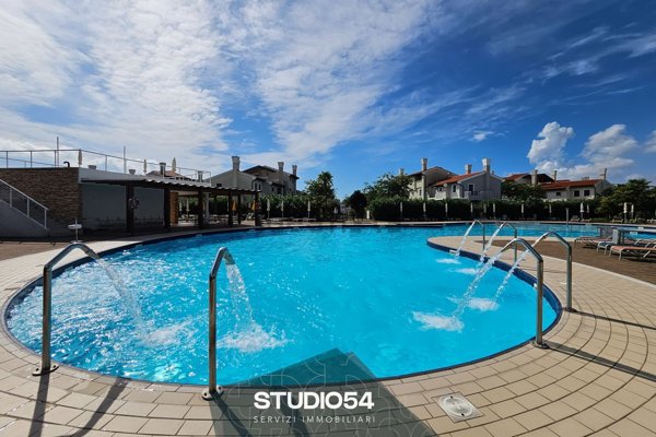 casa indipendente in vendita a Caorle