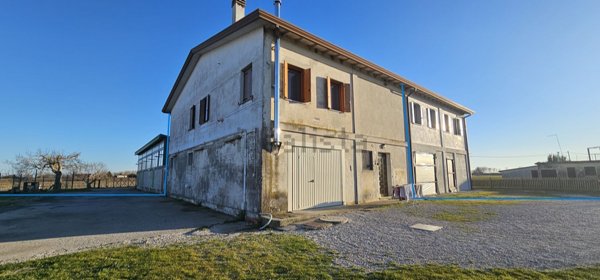 casa indipendente in vendita a Caorle in zona San Gaetano