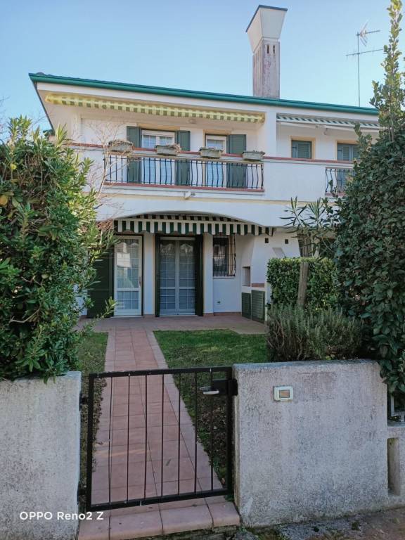 casa indipendente in vendita a Caorle in zona Duna Verde