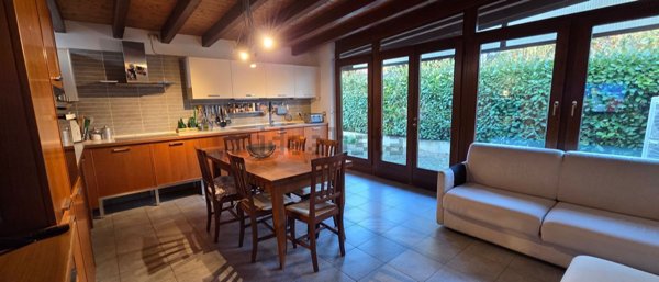 casa indipendente in vendita a Caorle