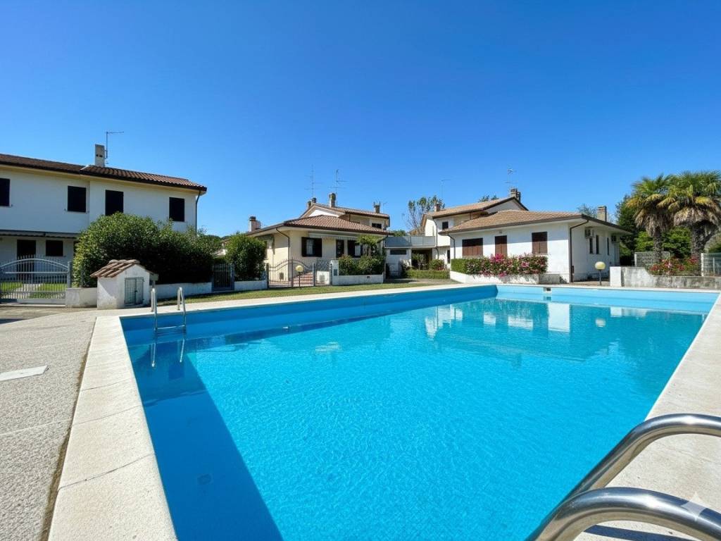 casa indipendente in vendita a Caorle in zona Duna Verde