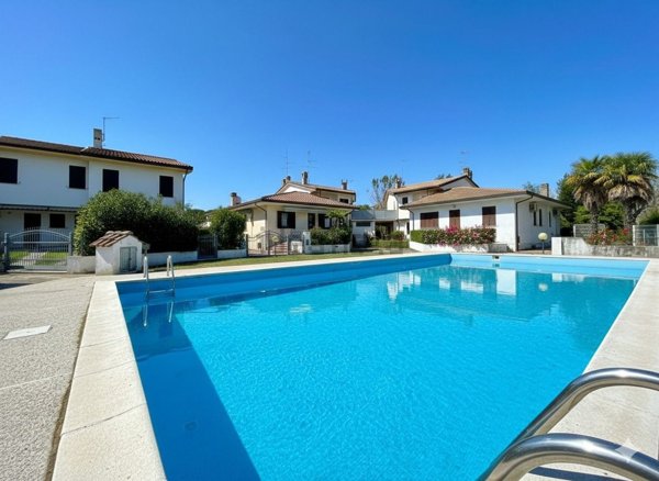casa indipendente in vendita a Caorle in zona Duna Verde