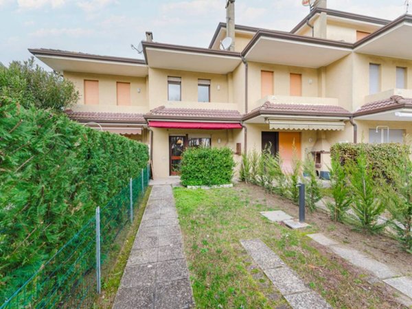 casa indipendente in vendita a Caorle in zona Porto Santa Margherita