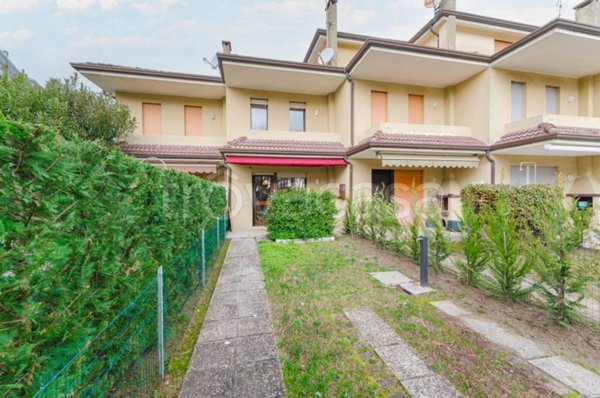 casa indipendente in vendita a Caorle in zona Porto Santa Margherita