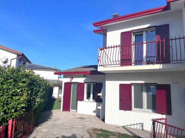 casa indipendente in vendita a Caorle in zona Porto Santa Margherita