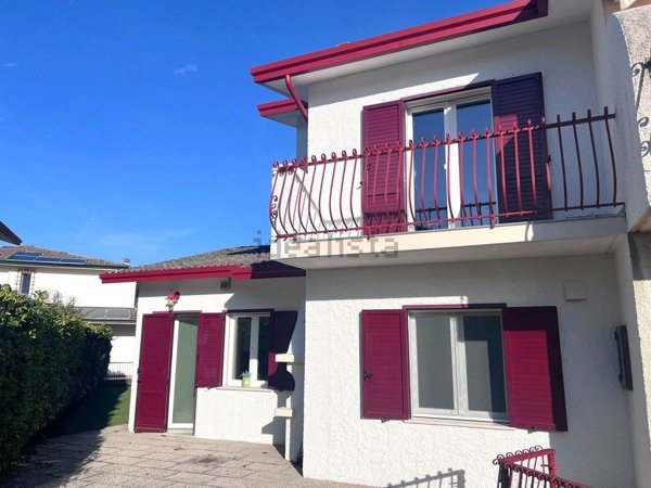 casa indipendente in vendita a Caorle in zona Porto Santa Margherita