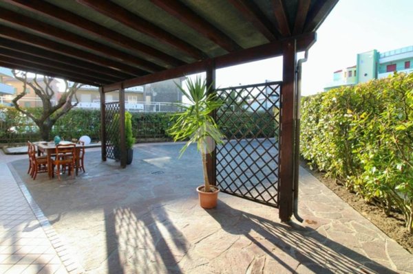 casa indipendente in vendita a Caorle