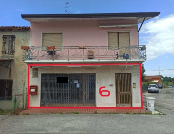 negozio in vendita a Caorle