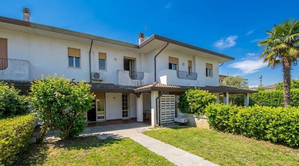 casa indipendente in vendita a Caorle in zona Porto Santa Margherita