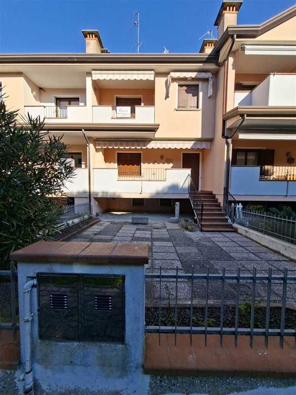 casa indipendente in vendita a Caorle in zona Porto Santa Margherita