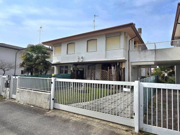 casa indipendente in vendita a Caorle in zona Porto Santa Margherita