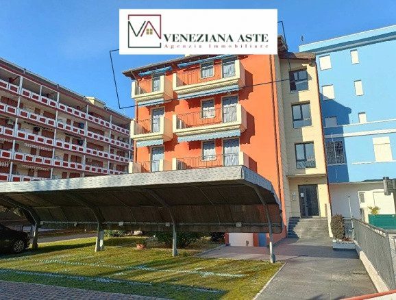 appartamento in vendita a Caorle in zona Porto Santa Margherita
