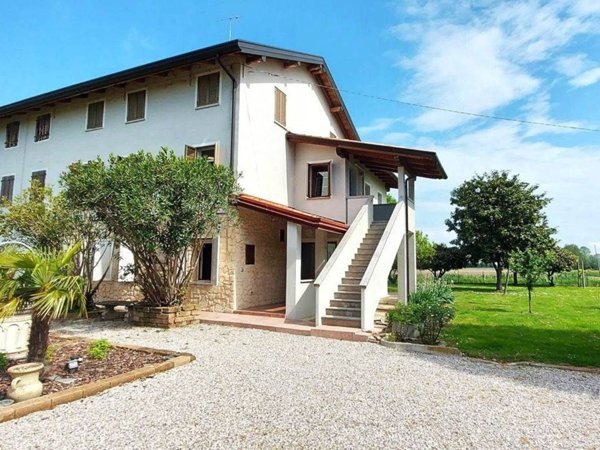 casa indipendente in vendita a Caorle