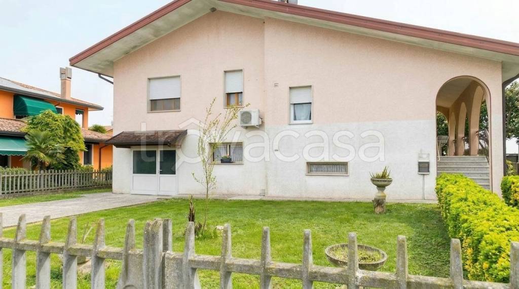 casa indipendente in vendita a Caorle in zona San Giorgio di Livenza