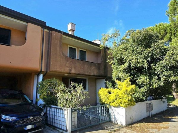 casa indipendente in vendita a Caorle in zona Porto Santa Margherita