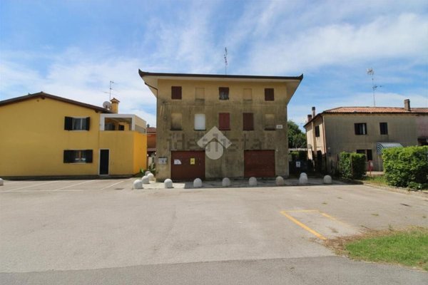 casa semindipendente in vendita a Caorle in zona Ca' Cottoni
