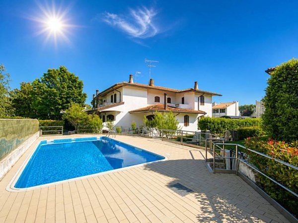 casa indipendente in vendita a Caorle in zona Duna Verde