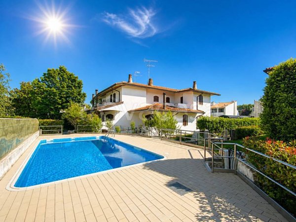 casa indipendente in vendita a Caorle in zona Duna Verde