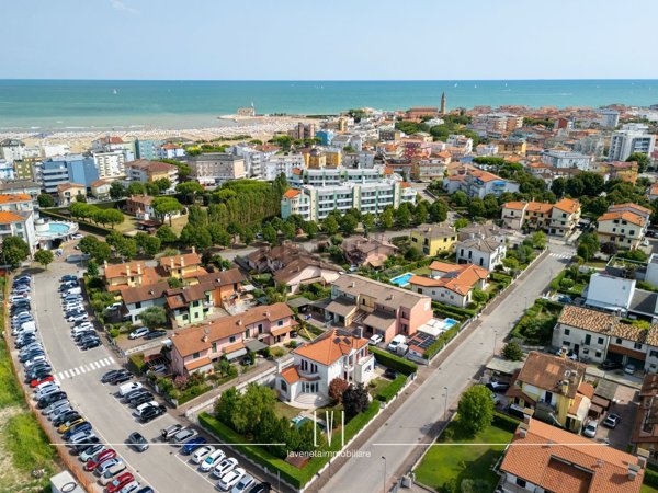 casa indipendente in vendita a Caorle