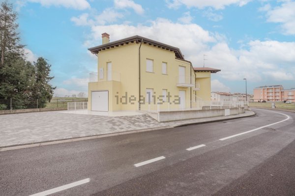 appartamento in vendita a Caorle in zona Ottava Presa