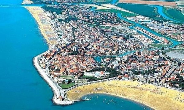 albergo in vendita a Caorle