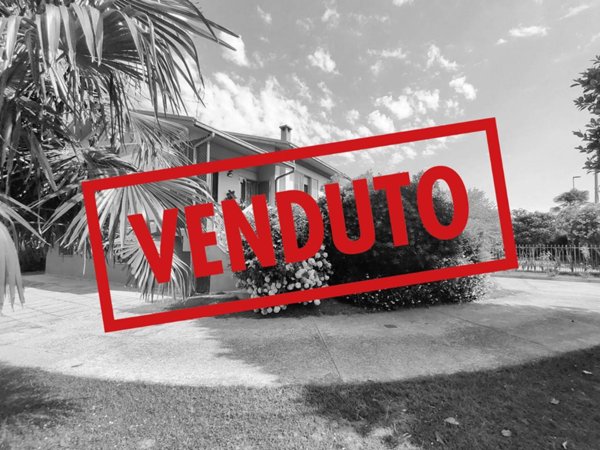 casa indipendente in vendita a Caorle in zona Castello di Brussa