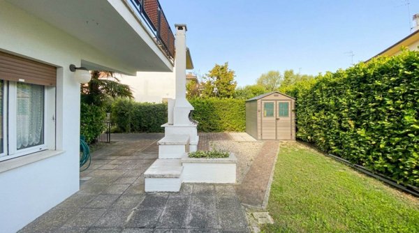 appartamento in vendita a Caorle in zona Porto Santa Margherita