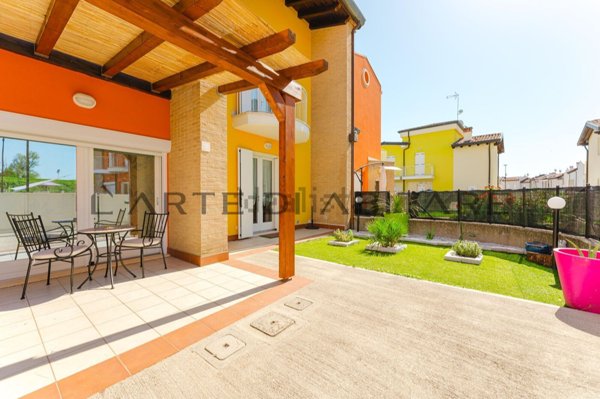 casa indipendente in vendita a Caorle in zona Ottava Presa