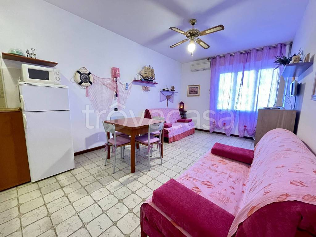 appartamento in vendita a Caorle in zona Porto Santa Margherita
