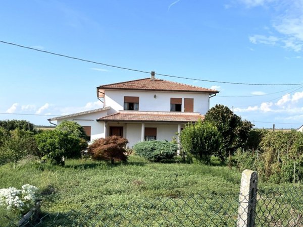 casa indipendente in vendita a Cavarzere