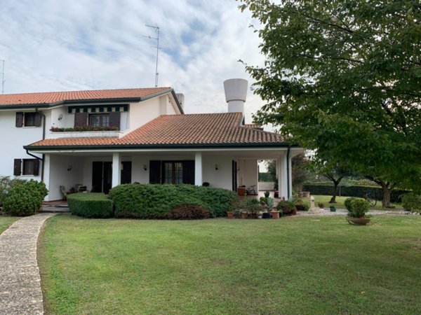 casa semindipendente in vendita a Cavarzere