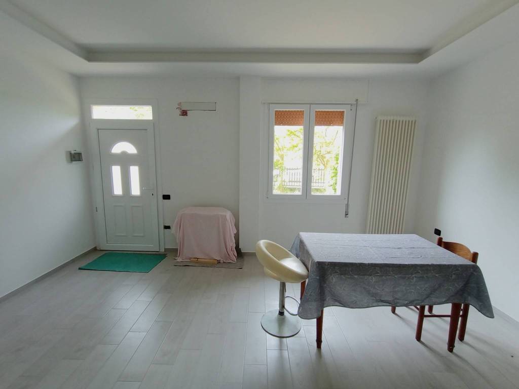 appartamento in vendita a Cavarzere in zona Boscochiaro