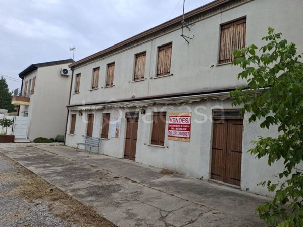 casa indipendente in vendita a Cavarzere