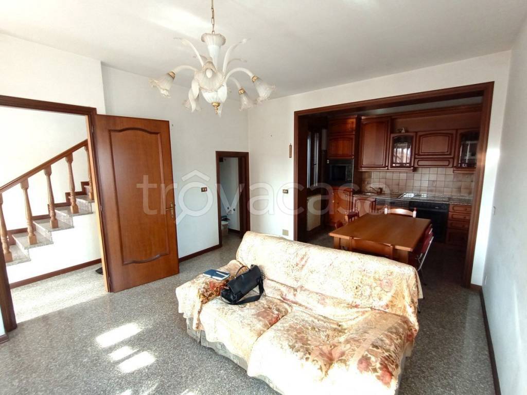 casa indipendente in vendita a Cavarzere
