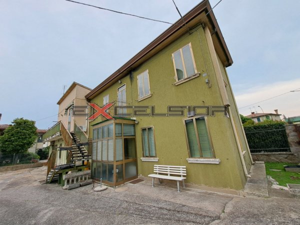 casa indipendente in vendita a Cavarzere