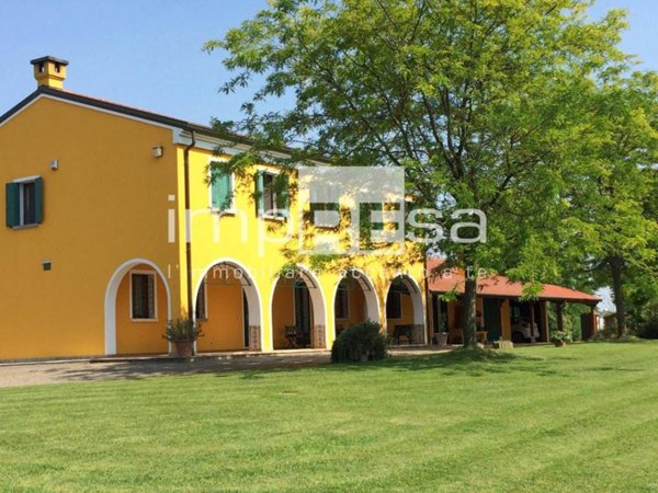 casa indipendente in vendita a Cavarzere