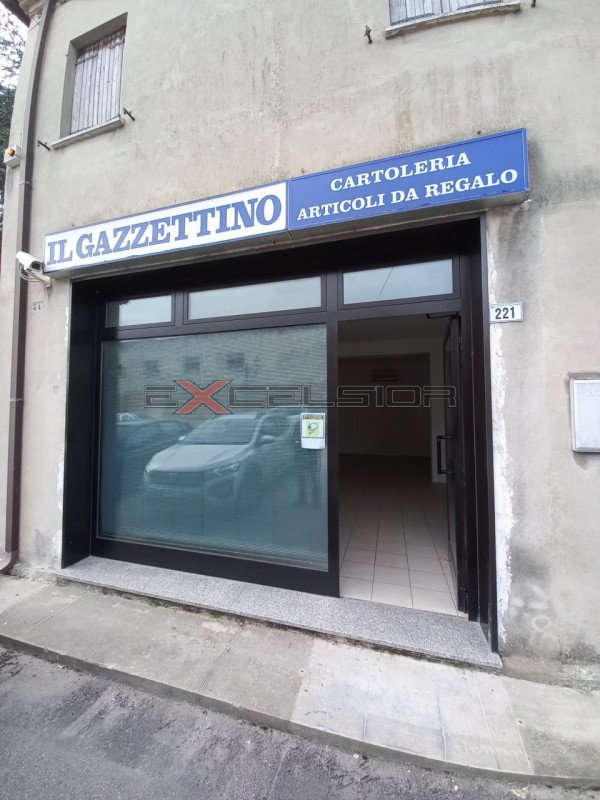 negozio in vendita a Cavarzere