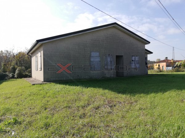 casa indipendente in vendita a Cavarzere