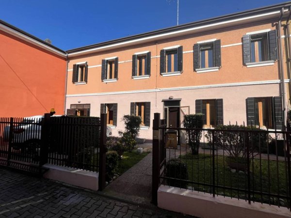 casa indipendente in vendita a Cavarzere