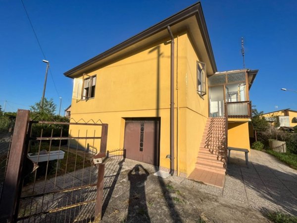 casa indipendente in vendita a Cavarzere in zona Boscochiaro