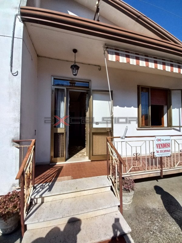 casa indipendente in vendita a Cavarzere in zona Boscochiaro