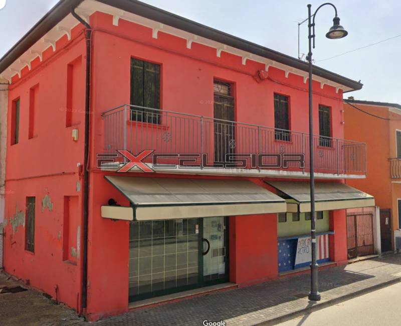 intera palazzina in vendita a Cavarzere in zona Rottanova
