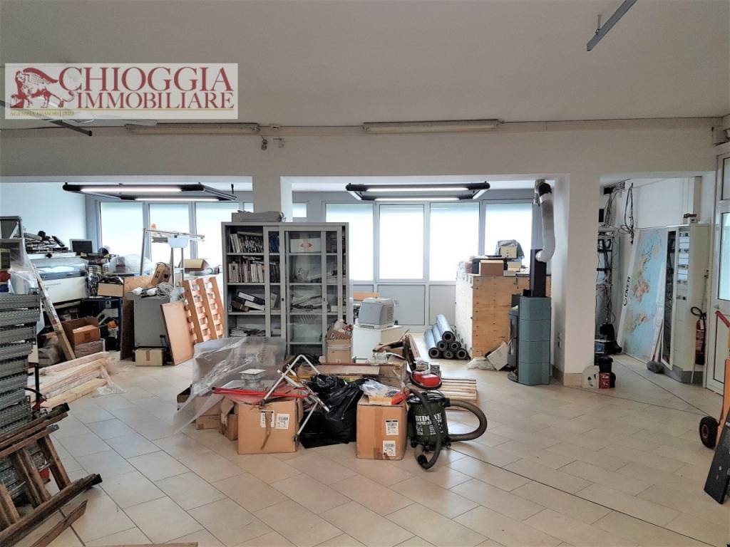 negozio in vendita a Cavarzere in zona San Pietro