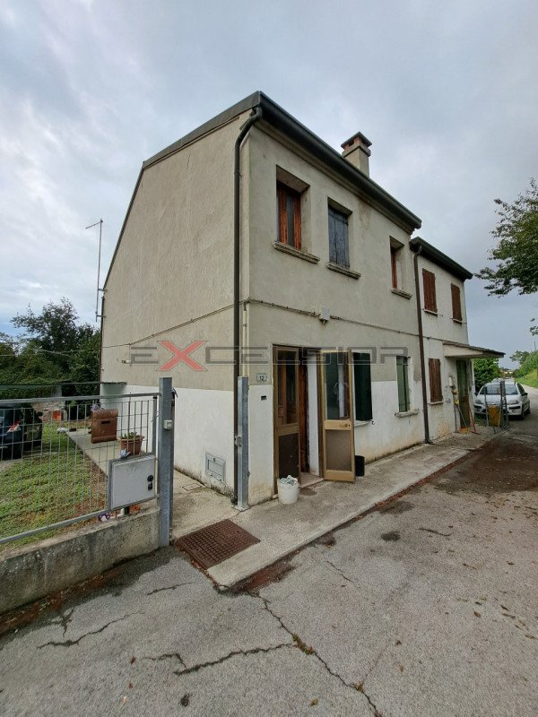 casa indipendente in vendita a Cavarzere