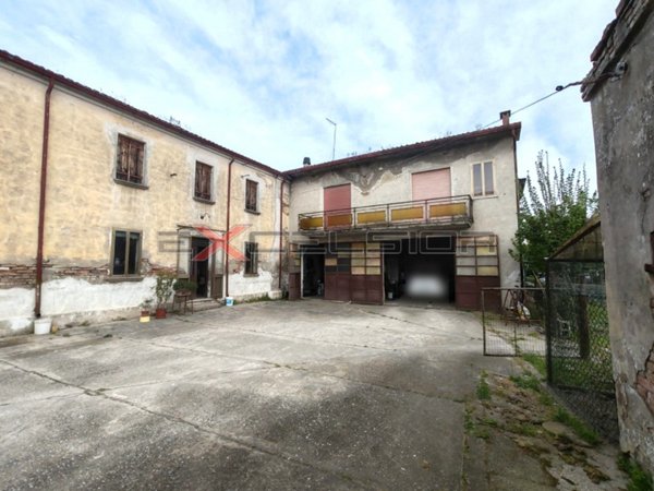 casa indipendente in vendita a Cavarzere