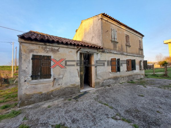 casa indipendente in vendita a Cavarzere