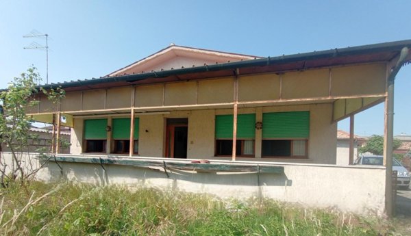 appartamento in vendita a Cavarzere in zona Boscochiaro