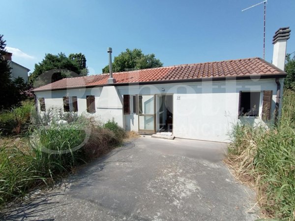 casa indipendente in vendita a Cavarzere